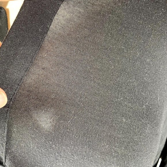 Victoria's Secret Black V-Neck Knit Top Sz S - Picture 6 of 8